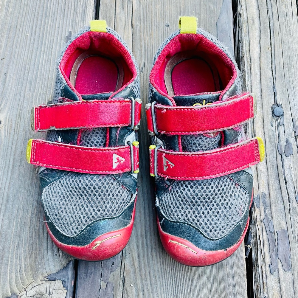 PLAE Ty Kids Sneakers in Red/Steel Retails $60
